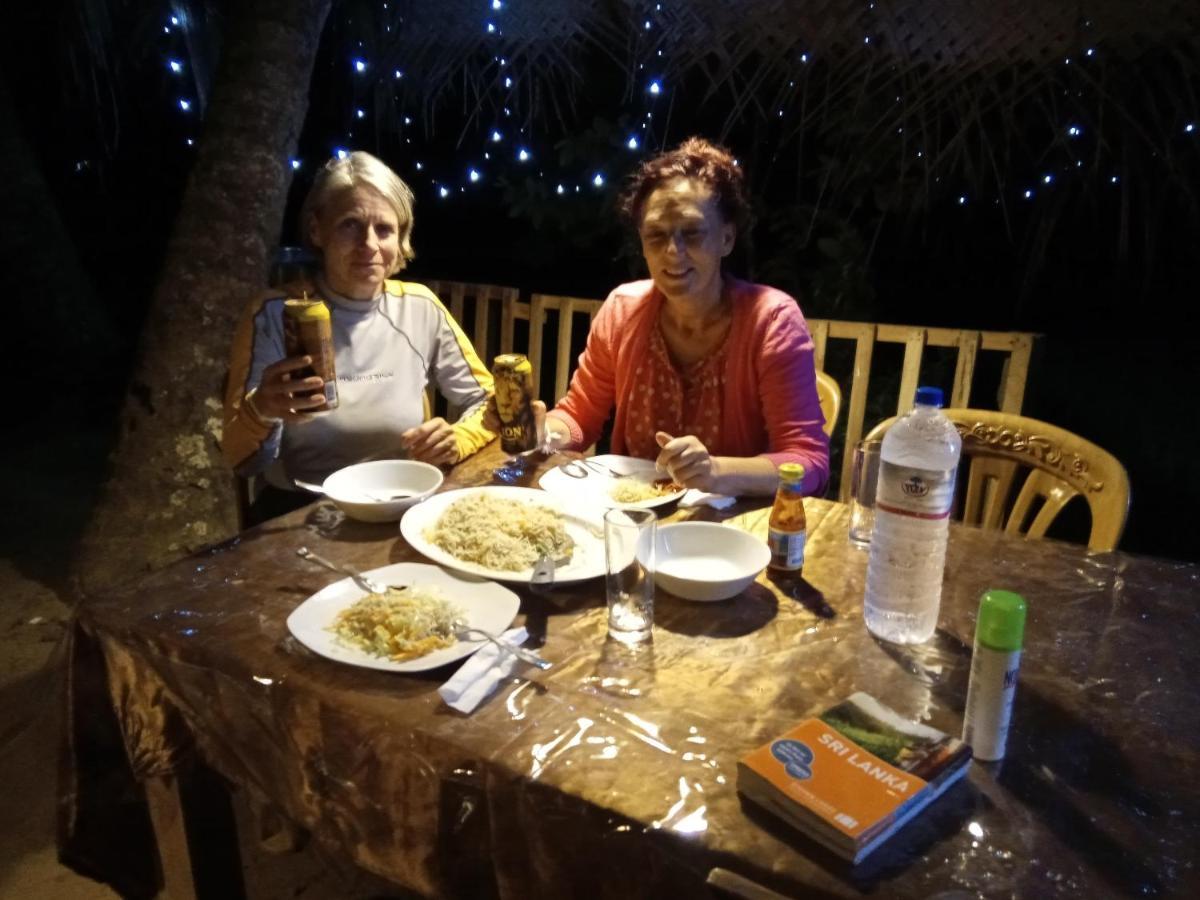 Coconut Island Yala Safari Place Тисамахарама Екстериор снимка