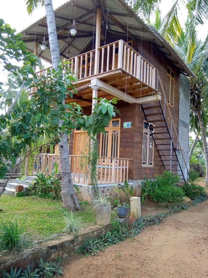 Coconut Island Yala Safari Place Тисамахарама Екстериор снимка