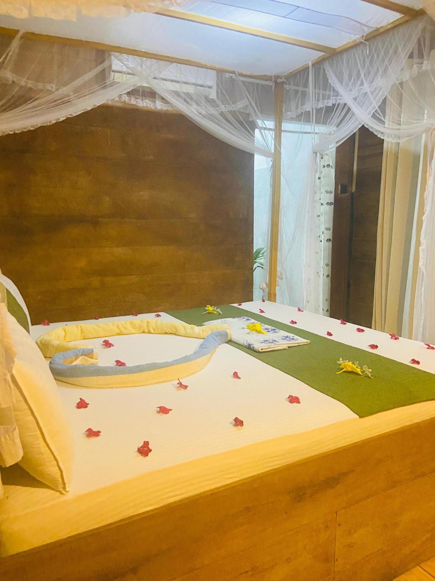 Coconut Island Yala Safari Place Тисамахарама Екстериор снимка